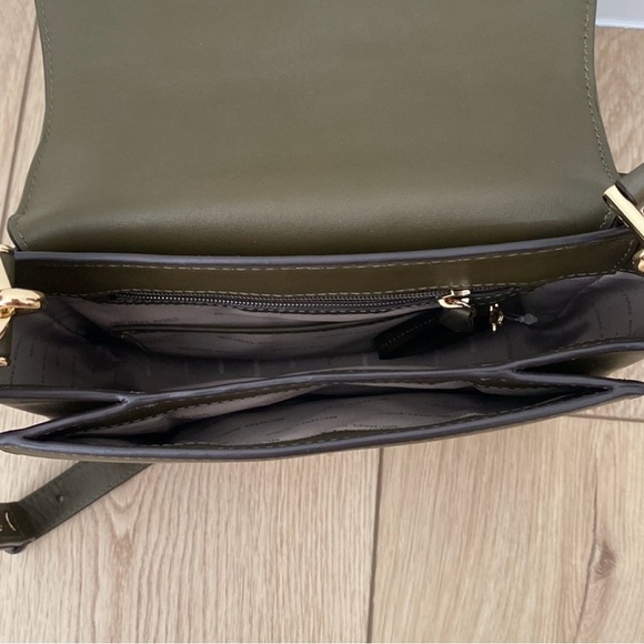 Michael Kors Delfina Olive Green Leather Saddle Bag Purse - Picture 9 of 11